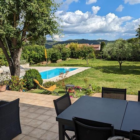 Villa Calme Avec Piscine A Greoux Exterior photo